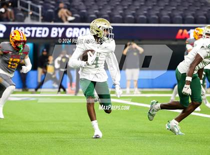 Thumbnail 3 in Long Beach Poly vs Mission Viejo photogallery.