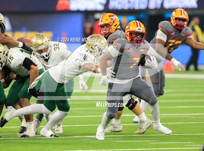 Thumbnail 3 in Long Beach Poly vs Mission Viejo photogallery.