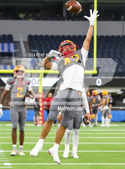 Thumbnail 3 in Long Beach Poly vs Mission Viejo photogallery.
