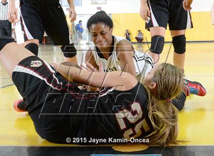 Thumbnail 2 in Bishop Montgomery vs. JSerra Catholic (CIF D4AA Final) photogallery.