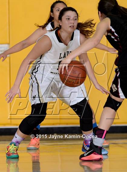Thumbnail 3 in Bishop Montgomery vs. JSerra Catholic (CIF D4AA Final) photogallery.