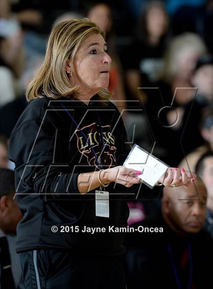 Thumbnail 2 in Bishop Montgomery vs. JSerra Catholic (CIF D4AA Final) photogallery.