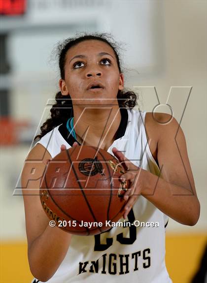 Thumbnail 3 in Bishop Montgomery vs. JSerra Catholic (CIF D4AA Final) photogallery.