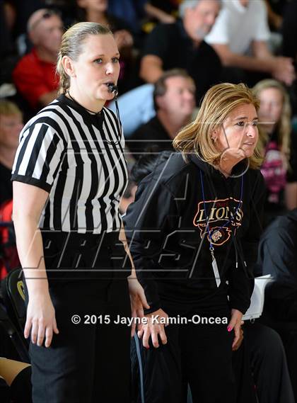 Thumbnail 1 in Bishop Montgomery vs. JSerra Catholic (CIF D4AA Final) photogallery.