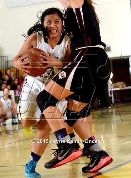 Thumbnail 2 in Bishop Montgomery vs. JSerra Catholic (CIF D4AA Final) photogallery.