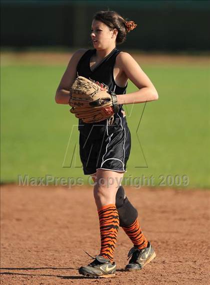 Thumbnail 1 in Grissom @ Huntsville photogallery.