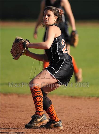 Thumbnail 1 in Grissom @ Huntsville photogallery.
