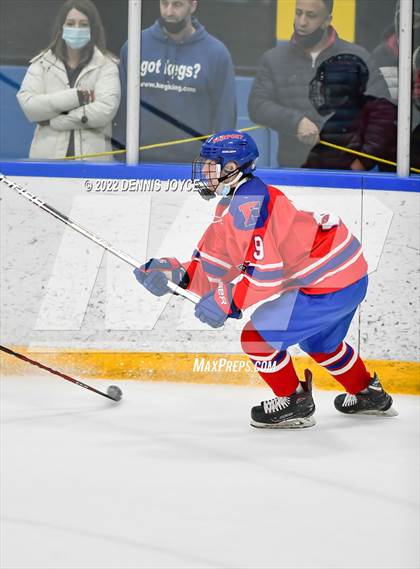 Thumbnail 2 in Fairport @ Penfield (NYSPHSAA Section V Class A QuarterFinal) photogallery.
