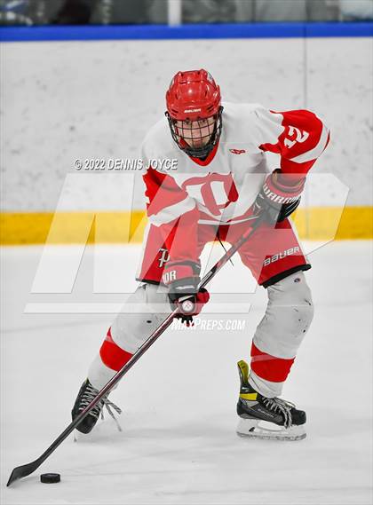 Thumbnail 2 in Fairport @ Penfield (NYSPHSAA Section V Class A QuarterFinal) photogallery.