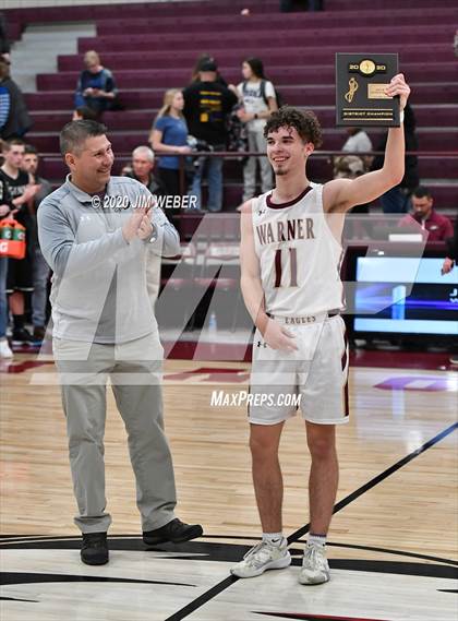 Thumbnail 2 in Gans vs Warner (OSSAA 2A District Final)   photogallery.