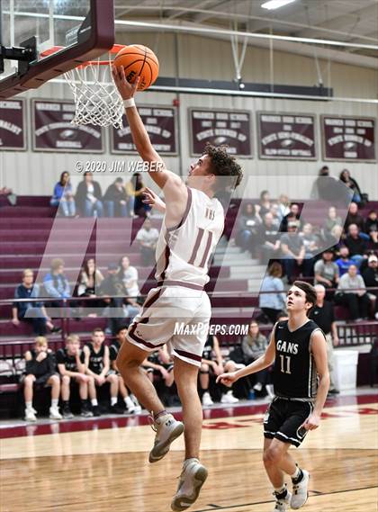 Thumbnail 3 in Gans vs Warner (OSSAA 2A District Final)   photogallery.