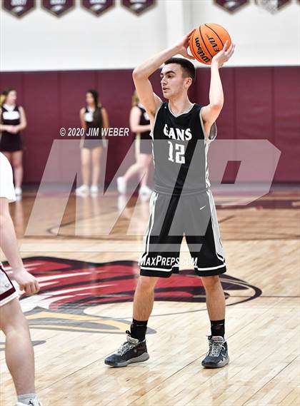 Thumbnail 3 in Gans vs Warner (OSSAA 2A District Final)   photogallery.