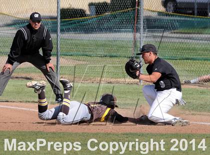 Thumbnail 3 in Golden West @ Tehachapi (CIF D3 Semifinal Playoff) photogallery.