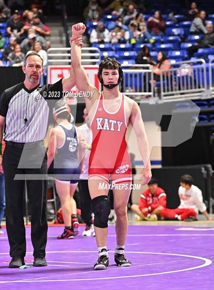 Thumbnail 1 in UIL 5A/6A State Championships - Session 4 photogallery.