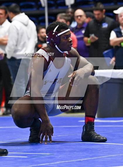 Thumbnail 1 in UIL 5A/6A State Championships - Session 4 photogallery.