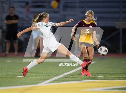 Thumbnail 3 in Niwot @ Windsor (CHSAA 4A Playoffs - Rd 1) photogallery.
