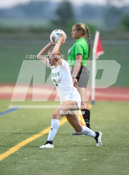 Thumbnail 3 in Niwot @ Windsor (CHSAA 4A Playoffs - Rd 1) photogallery.