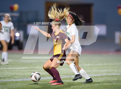 Thumbnail 1 in Niwot @ Windsor (CHSAA 4A Playoffs - Rd 1) photogallery.