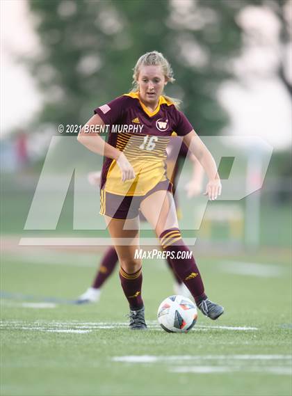 Thumbnail 2 in Niwot @ Windsor (CHSAA 4A Playoffs - Rd 1) photogallery.