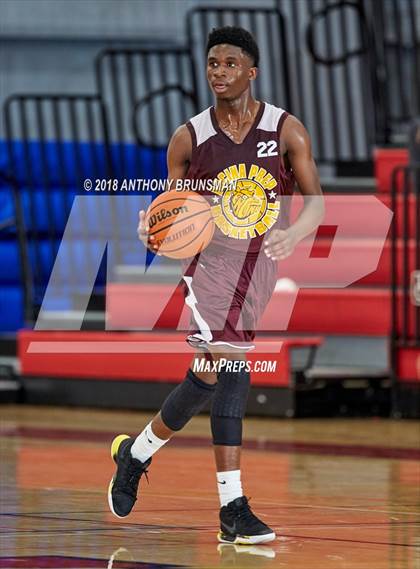 Thumbnail 2 in Encina Prep @ Cordova (Cordova Christmas Classic) photogallery.
