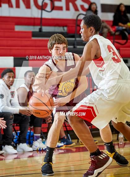 Thumbnail 2 in Encina Prep @ Cordova (Cordova Christmas Classic) photogallery.