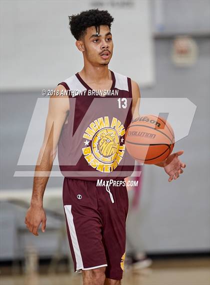 Thumbnail 2 in Encina Prep @ Cordova (Cordova Christmas Classic) photogallery.