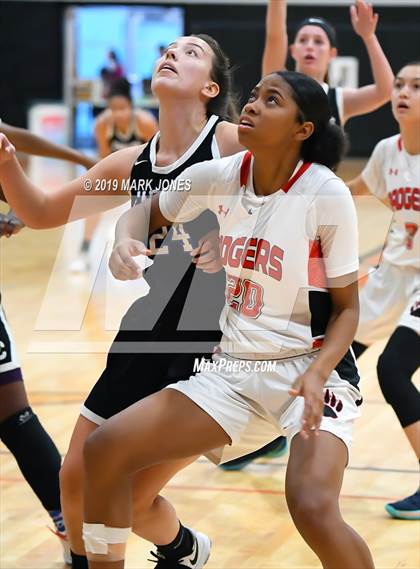 Thumbnail 3 in Tucson High Magnet School vs. O'Connor (Scorpion Shootout 2019) photogallery.
