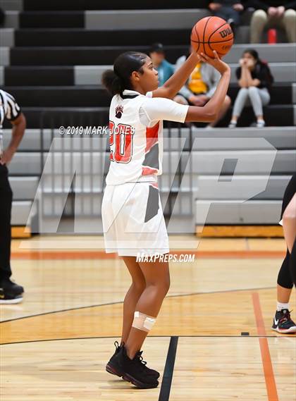 Thumbnail 1 in Tucson High Magnet School vs. O'Connor (Scorpion Shootout 2019) photogallery.