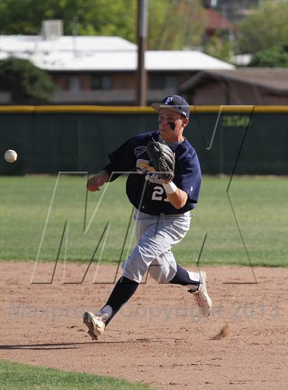 Thumbnail 1 in Catalina Foothills @ Sahuaro photogallery.