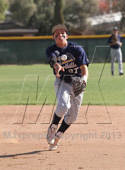 Thumbnail 1 in Catalina Foothills @ Sahuaro photogallery.