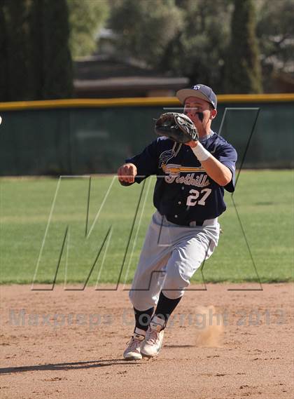Thumbnail 2 in Catalina Foothills @ Sahuaro photogallery.