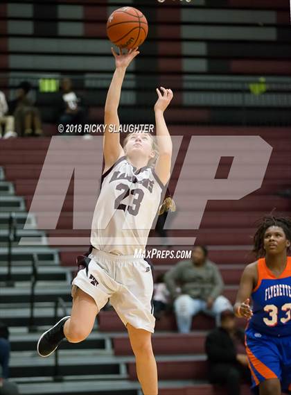 Thumbnail 2 in East St. Louis vs Belleville West photogallery.