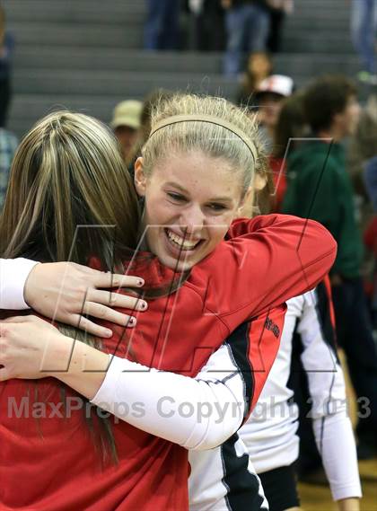 Thumbnail 3 in Carondelet @ Redwood (CIF NCS D2 Final) photogallery.