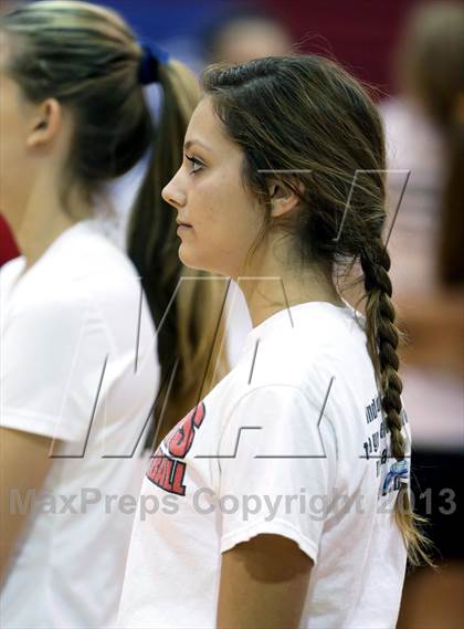 Thumbnail 3 in Carondelet @ Redwood (CIF NCS D2 Final) photogallery.