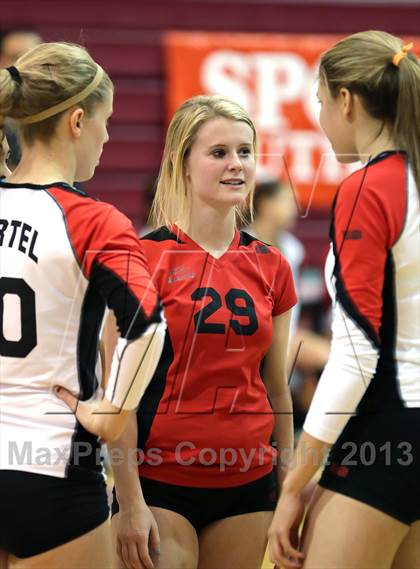 Thumbnail 3 in Carondelet @ Redwood (CIF NCS D2 Final) photogallery.