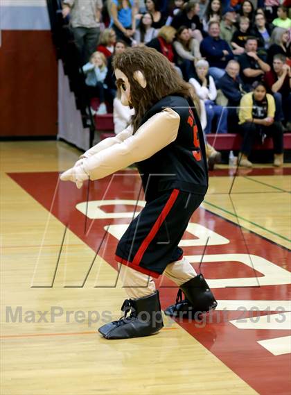 Thumbnail 2 in Carondelet @ Redwood (CIF NCS D2 Final) photogallery.
