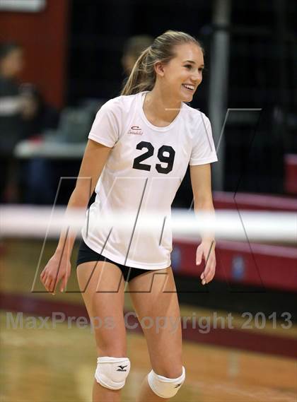 Thumbnail 3 in Carondelet @ Redwood (CIF NCS D2 Final) photogallery.