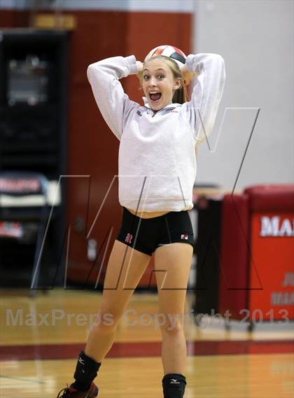 Thumbnail 2 in Carondelet @ Redwood (CIF NCS D2 Final) photogallery.