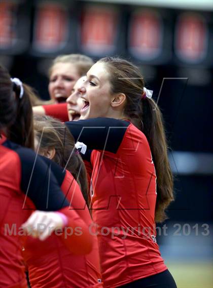 Thumbnail 3 in Carondelet @ Redwood (CIF NCS D2 Final) photogallery.