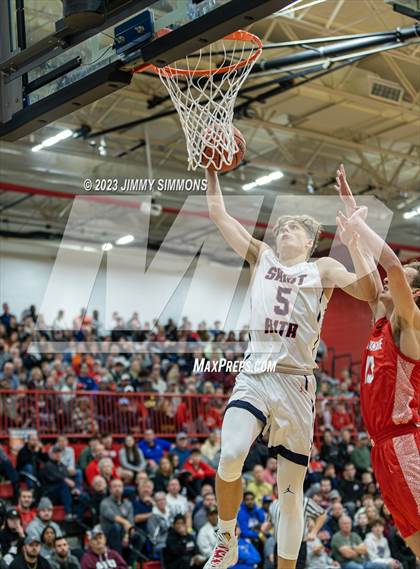 Thumbnail 1 in St. Rita vs. Chaminade (Highland Shootout) photogallery.