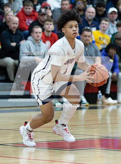 Thumbnail 3 in St. Rita vs. Chaminade (Highland Shootout) photogallery.