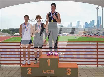 Thumbnail 1 in UIL 5A Track and Field State Finals (Awards) photogallery.