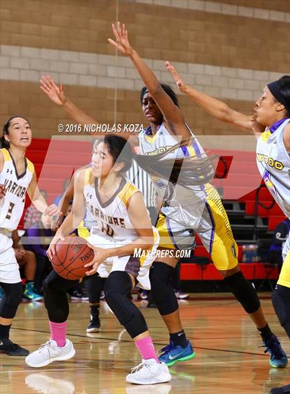 Thumbnail 1 in Lynwood vs. West Torrance (Battle of the Beach) photogallery.