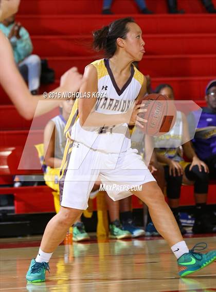 Thumbnail 1 in Lynwood vs. West Torrance (Battle of the Beach) photogallery.