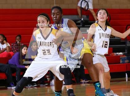 Thumbnail 3 in Lynwood vs. West Torrance (Battle of the Beach) photogallery.