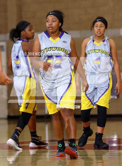 Thumbnail 3 in Lynwood vs. West Torrance (Battle of the Beach) photogallery.