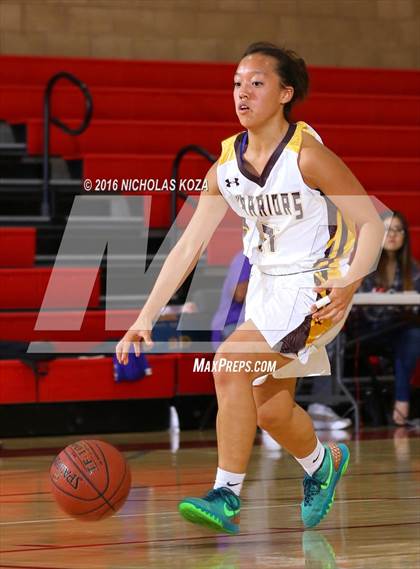 Thumbnail 2 in Lynwood vs. West Torrance (Battle of the Beach) photogallery.