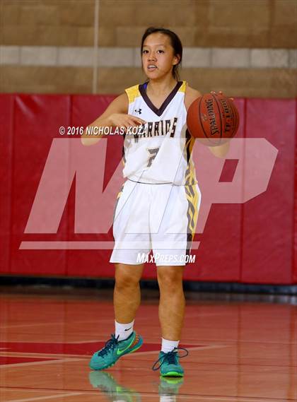 Thumbnail 2 in Lynwood vs. West Torrance (Battle of the Beach) photogallery.