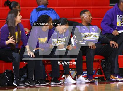 Thumbnail 3 in Lynwood vs. West Torrance (Battle of the Beach) photogallery.