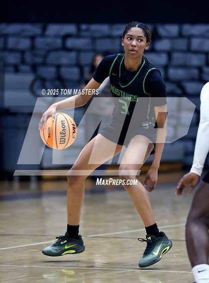 Thumbnail 2 in Myers Park @ Ardrey Kell photogallery.